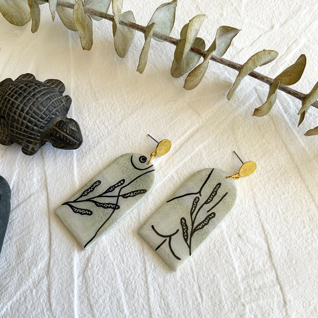 Fine Line Earrings (studs)