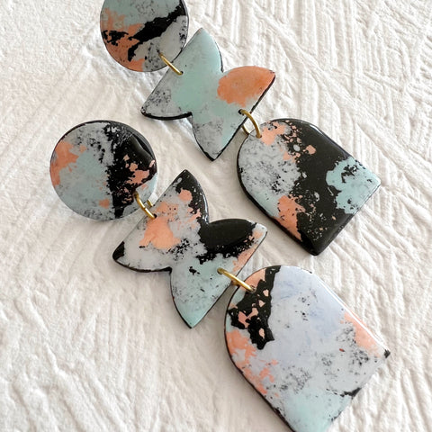 Experimentals: Volcano Shape Cascades