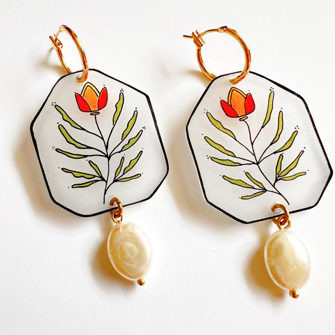 Flora Drops + Vintage Lucite Pearl