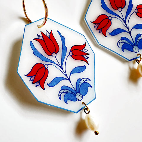 Flora Delft Drops + Vintage Glass Pearl
