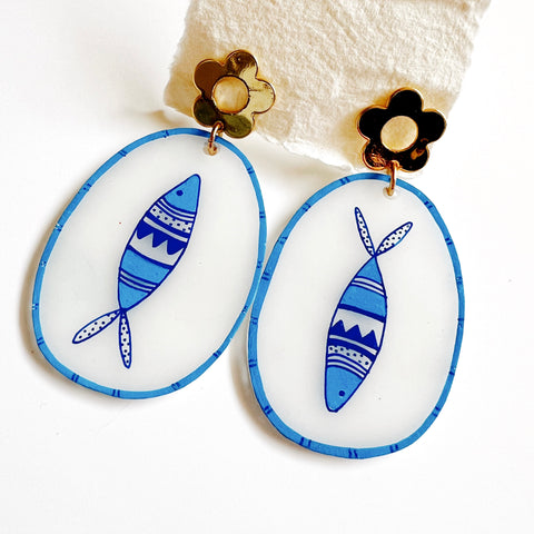 Feesh Drops With Floral Posts