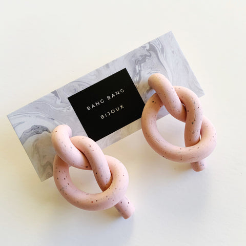 Love Knot Earrings: Neutral Peach