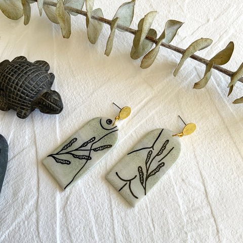 Fine Line Earrings (studs)