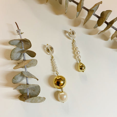 Nostalgia Earrings (Studs)