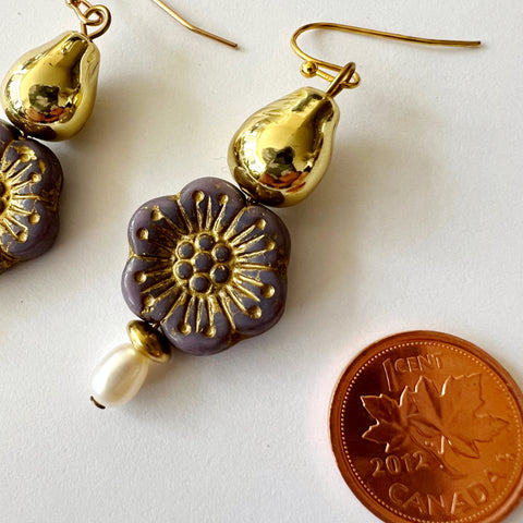 Retro Pop Flower Earrings
